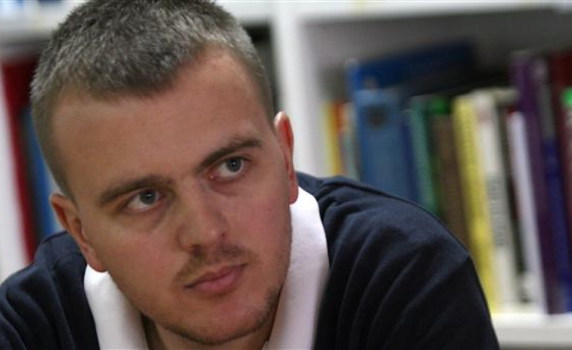 Експерт: Проблемът не е в замразените доходи, а в липсата на работни места