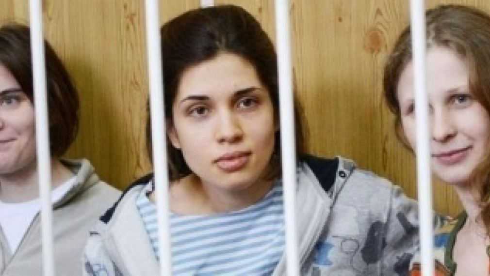 Владимир Путин и вещиците от Pussy Riot Владимир Путин и вещиците от Pussy Riot