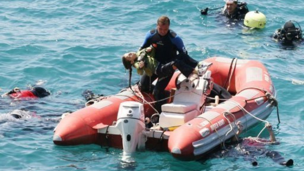 61 имигранти, половината от които деца, се удавиха в турски води