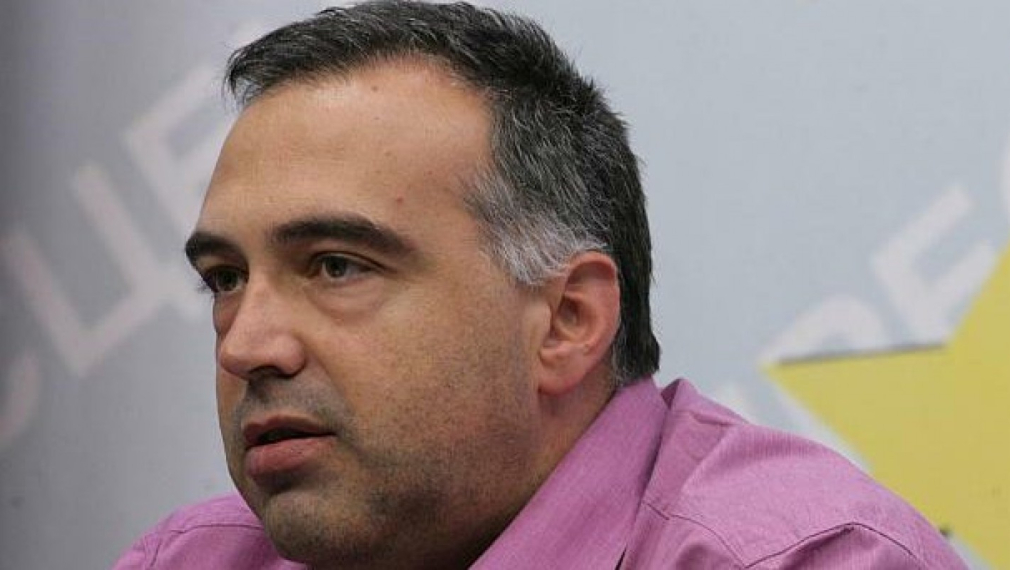 Леви интелектуалци разтревожени от "спинозния скандал", забъркан от Антон Кутев Леви интелектуалци разтревожени от "спинозния скандал", забъркан от Антон Кутев