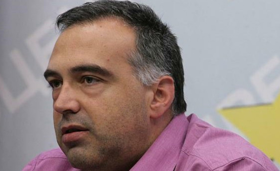Леви интелектуалци разтревожени от &quot;спинозния скандал&quot;, забъркан от Антон Кутев