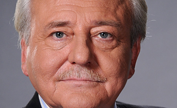 Асен Агов: Не съм кандидатствал за офицер в ДС