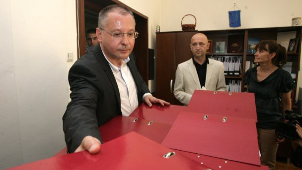 Ще има референдум за АЕЦ "Белене". Станишев: Това е победа за пряката демокрация в България Ще има референдум за АЕЦ "Белене". Станишев: Това е победа за пряката демокрация в България