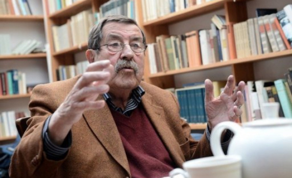 Гюнтер Грас възпя човека, разгласил израелската ядрена програма