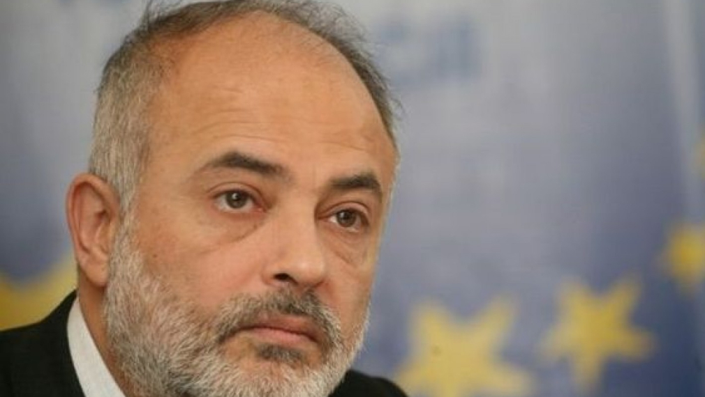 Т. Младенов: Работещите ще платят малка част от увеличението на пенсиите