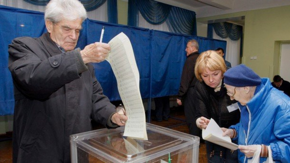 Партията на боксьора Виталий Кличко влиза в парламента в Украйна 