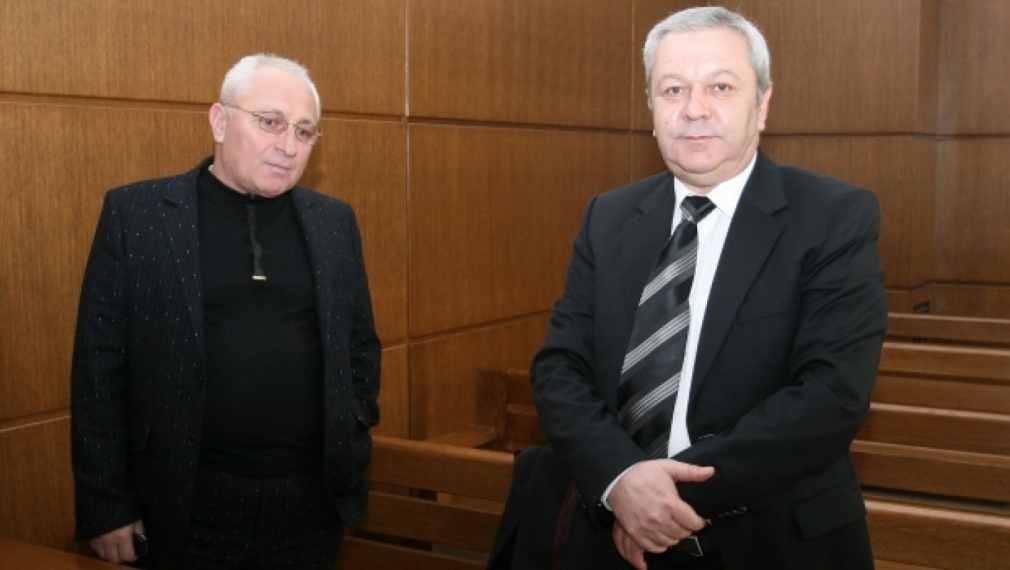 Митхат Табаков и Гюнай Сефер се отказаха от имунитета си заради обвинение в присвояване 