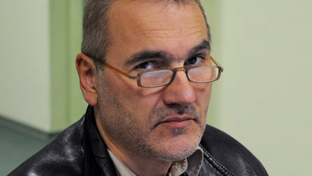 Иван Бакалов: Много вестници се държат като кучета на Бойко Борисов Иван Бакалов: Много вестници се държат като кучета на Бойко Борисов