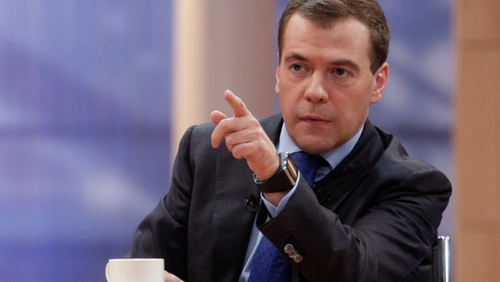 Медведев: Обсъдихме неформално с Плевнелиев проект за АЕЦ