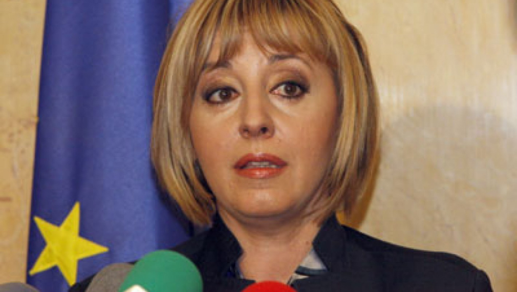 Мая Манолова: Парламентът ще събира гилзите след престрелката по казуса &quot;Марковска&quot;