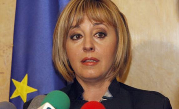 Мая Манолова: Парламентът ще събира гилзите след престрелката по казуса &quot;Марковска&quot;