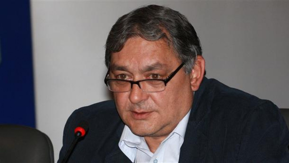 Медици молят Борисов да уволни Дянков Медици молят Борисов да уволни Дянков