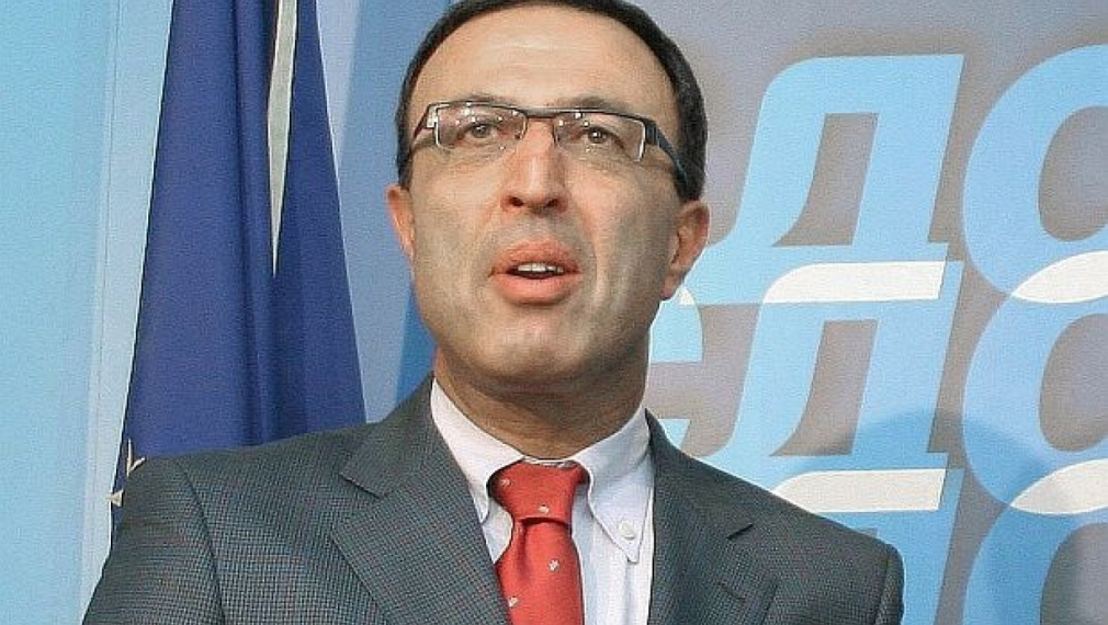 СДС щял да предложи Петър Стоянов за КС