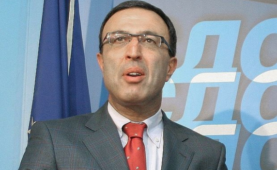 СДС щял да предложи Петър Стоянов за КС