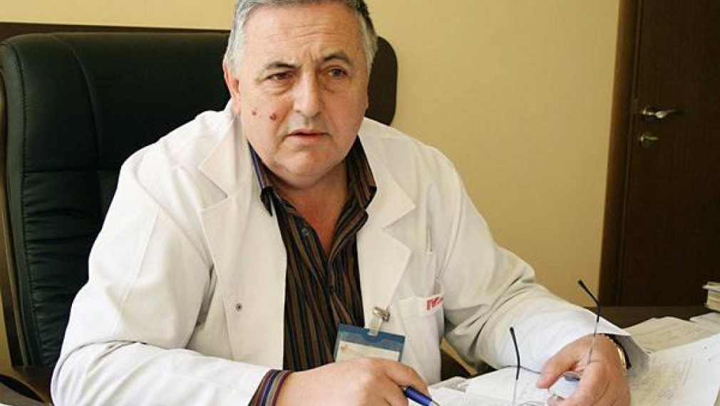 Атанасова отстрани шефа на "Пирогов" Димитър Раденовски