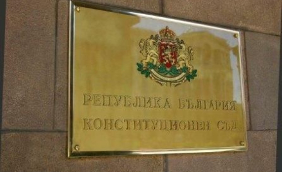 Няма нужда да ме издигате, защото съм спуснат
