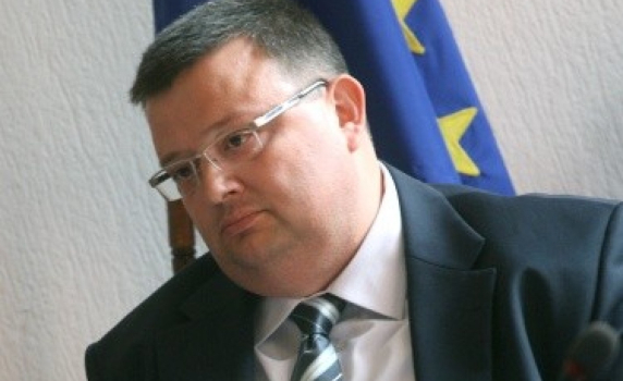 Кандидатът за главен прокурор Сотир Цацаров: обвиненията към мен са неоснователни