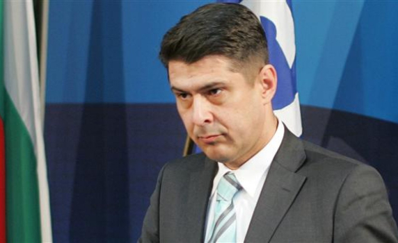 Гяуров: Ръководството се държи като жена на повикване, изходът е да подаде оставка
