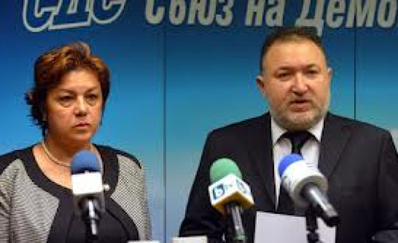 Независими депутати вместо сините внесоха кандидатурата на Галя Гугушева