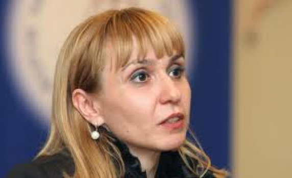 Ковачева: Мандатът на главния прокурор да стане 5 г.