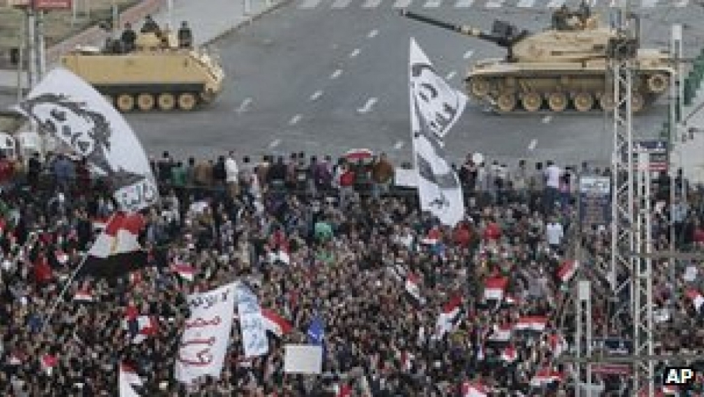 Египет: Военните призоваха за диалог, не искат &quot;бедствено&quot; развитие