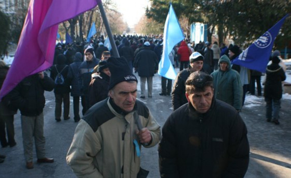 Протестиращите във ВМЗ-Сопот очакват реакция от премиера