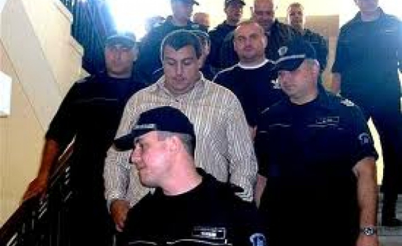 Доживотeн затвор за трима подсъдими по "Килърите”