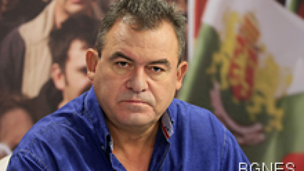 Б. Бонев: Борисов дойде на власт с помощта на Ахмед Доган