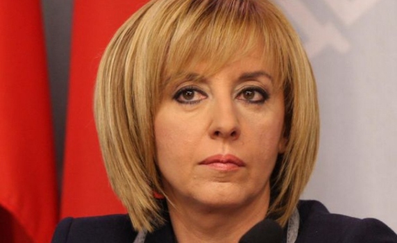 Манолова: Ще гледаме епизод 2 от "Вотове на ГЕРБ" в жанра комедия