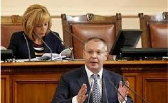 Станишев към ГЕРБ: Заложници сте на прищевките на един човек