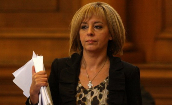 Мая Манолова: Комисията на Златанов е изпълнявала поръчки
