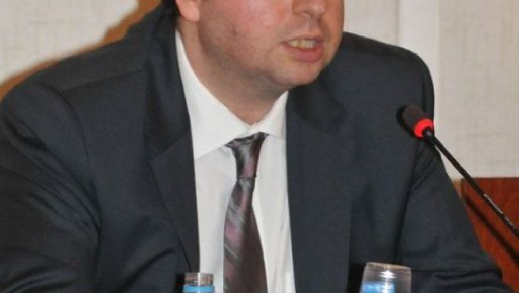 Съкращения само на ненужни чиновници