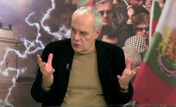 А. Райчев: България има 400 болници, 58 ВУЗ-а, 25 банки и 6 мелници – не може, не е възможно. Няма да продължи дълго, няма да издържи, ще се счупи