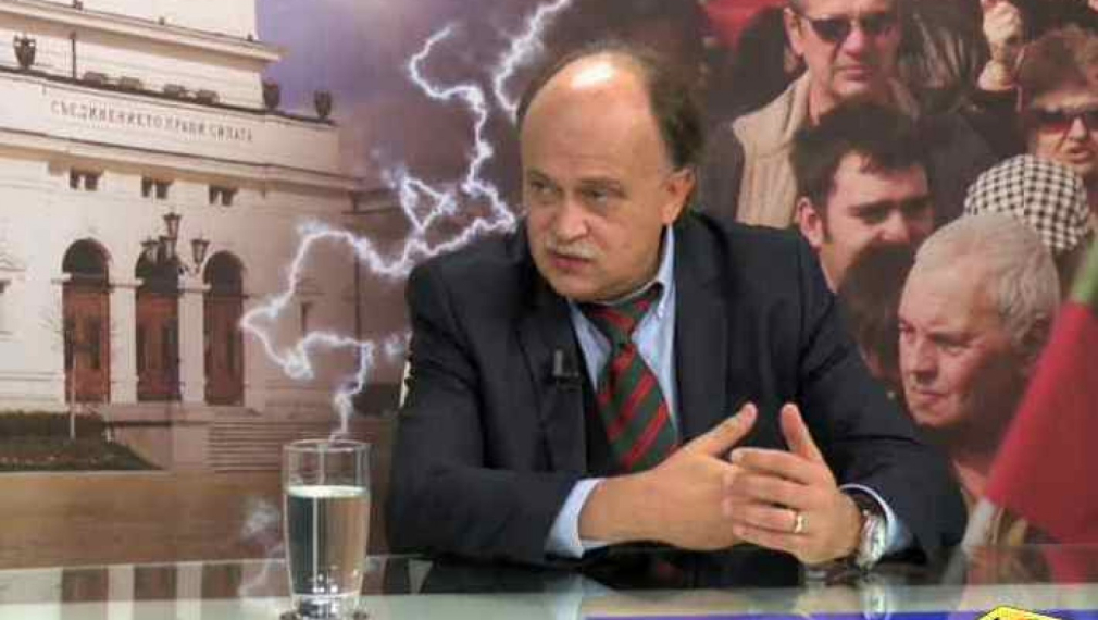 Д-р Бойко Пенков: Касата вече няма да оставя пари "под черта", всичко ще се дава за болници и пациенти Д-р Бойко Пенков: Касата вече няма да оставя пари "под черта", всичко ще се дава за болници и пациенти