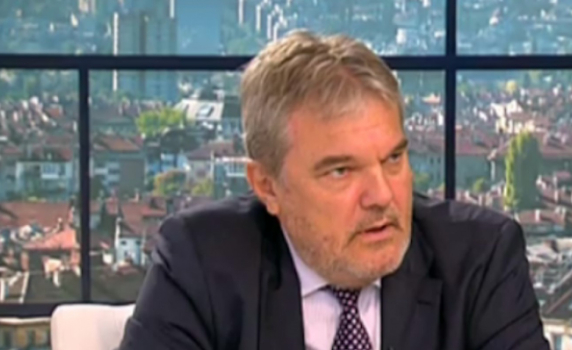 Р. Петков: Мотивацията за оставката на Бисеров е била "непреодолима"