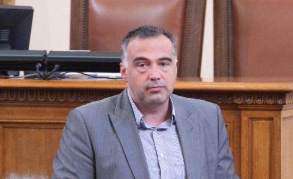 Кутев: Бойко Борисов трябва лично да отиде в прокуратурата след доклада за „Авиоотряд 28”