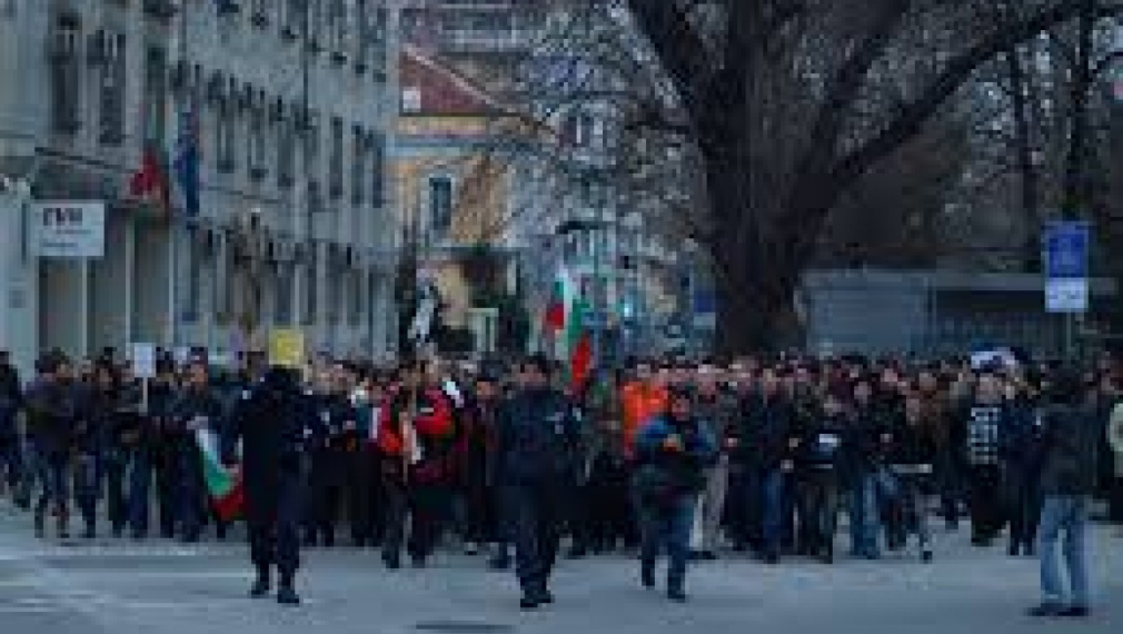 Развръзката на политическата криза ще дойде на евроизборите