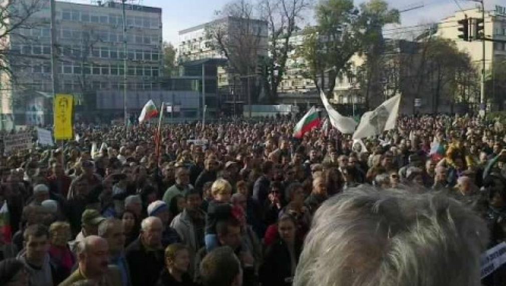 Огромни задръствания в София заради протеста