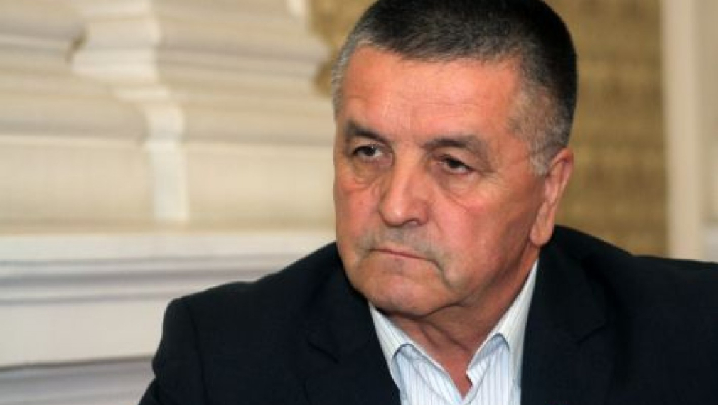 Алиосман Имамов зае мястото на Бисеров като зам.-председател на парламента