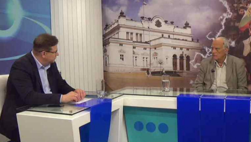 Проф. Митев: Властовата машина на ГЕРБ продължава да работи