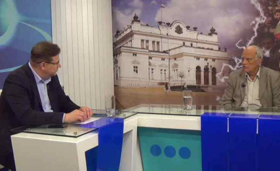 Проф. Митев: Властовата машина на ГЕРБ продължава да работи