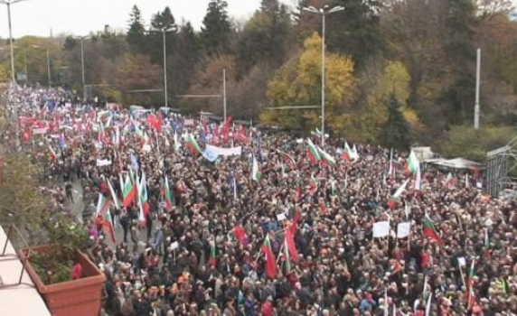 Ето как МВР изчисли броя на митингуващите в София и Пловдив