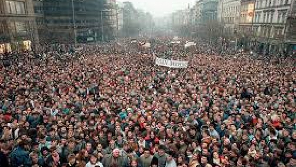 Експерти: Митингите доказаха, че водещата интрига е между БСП и ГЕРБ