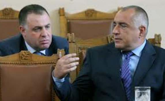 През 2012 г. Еврокомисията предупреждава М. Найденов за загуба на 247 милиона евро