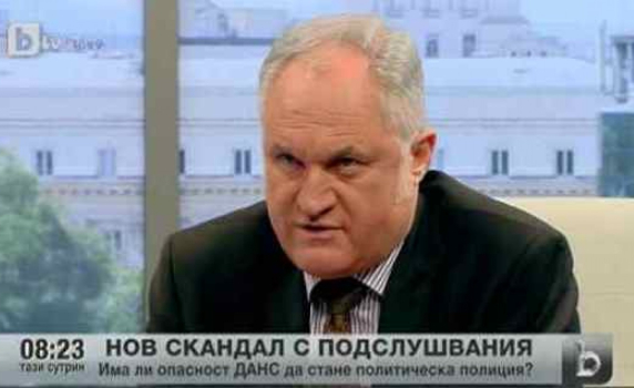 К. Парамов: Станишев ме подслушва заедно с Първанов