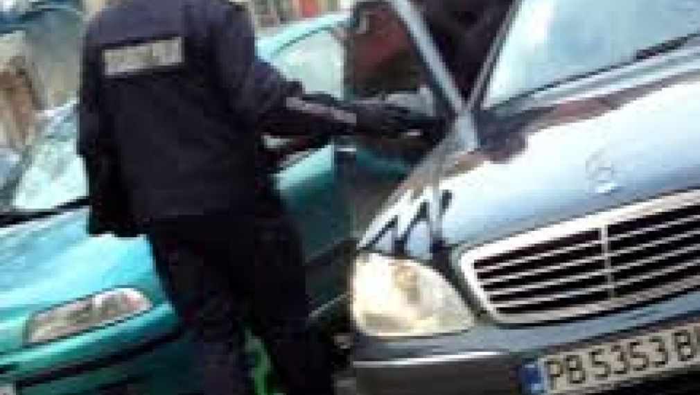 Епископ Борис: Нямам яхта, но приятели ми дават