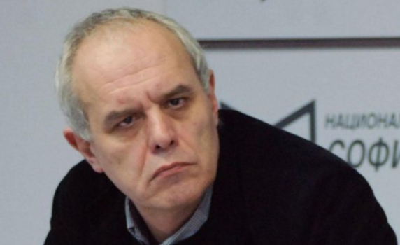 Избори догодина прогнозира Андрей Райчев