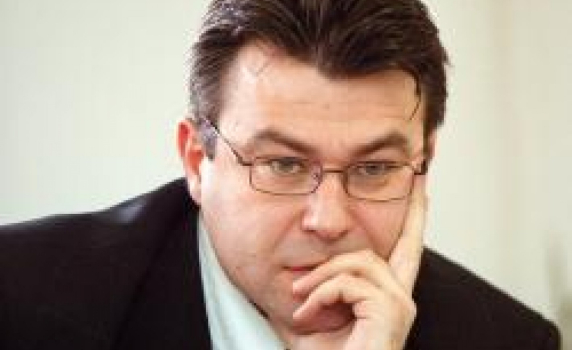 Бисер Манолов: 400 000 българи ще пострадат от Бюджет 2014