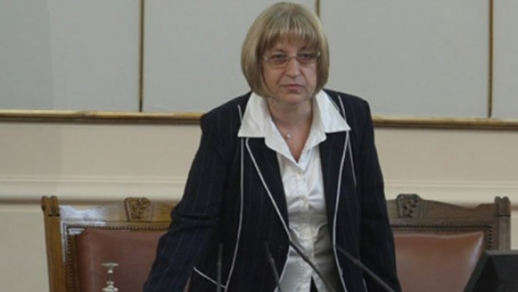 Цачева смени Цветанов в ПГ на ГЕРБ Цачева смени Цветанов в ПГ на ГЕРБ