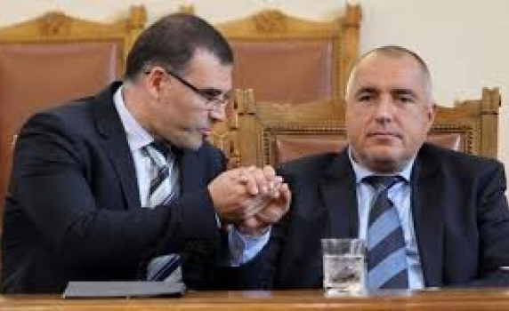 Правителството на ГЕРБ взело 1,8 милиарда лв. заем само през 2012 година